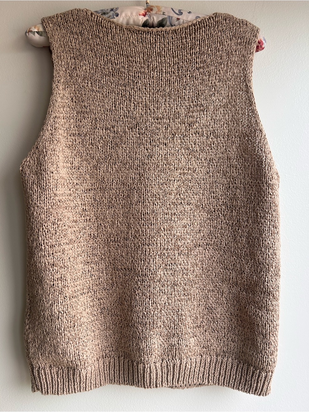 Classic Sleeveless Knit Sweater Vest in Beige - Picture 4 of 9